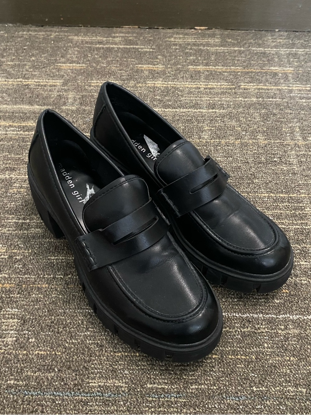 Black Chunky Penny Loafers Madden Girl Women’s Heels Size 10M